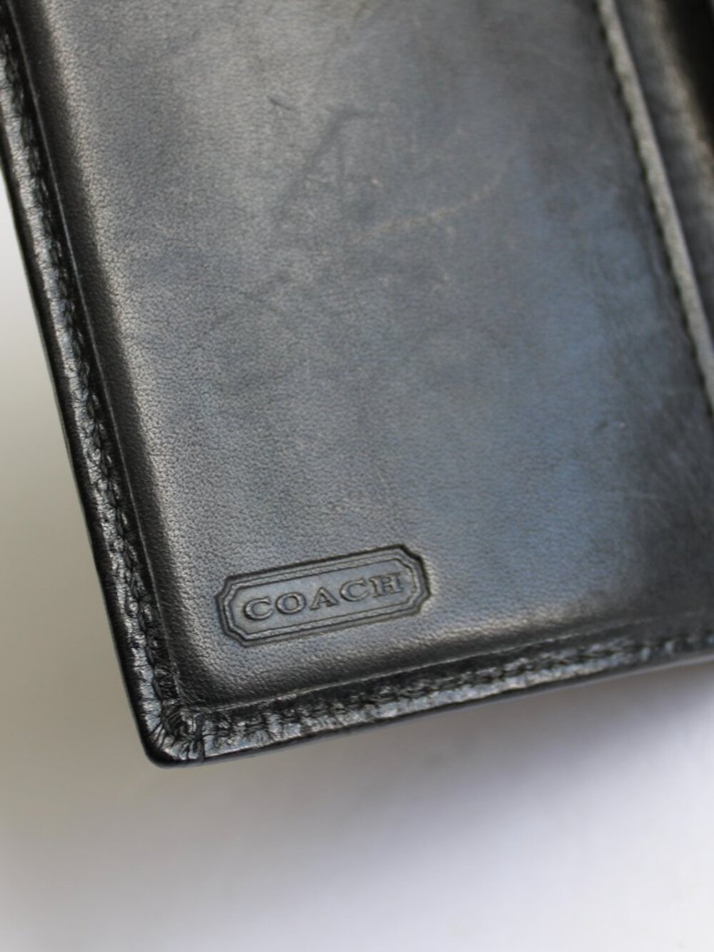Coach Vintage Y2K Black Stitched Accent Bifold Leather Wallet Coin Pocket - Picture 4 of 8